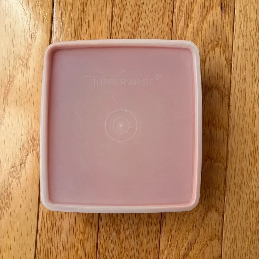 Tupperware‎ Vintage Sandwich Square-a-Way Storage Keeper 670-1 Orange Lid